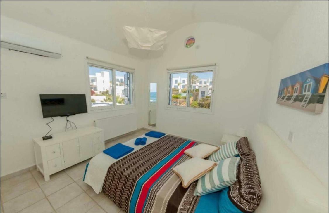 34 Beach Villa Paphos Exterior foto